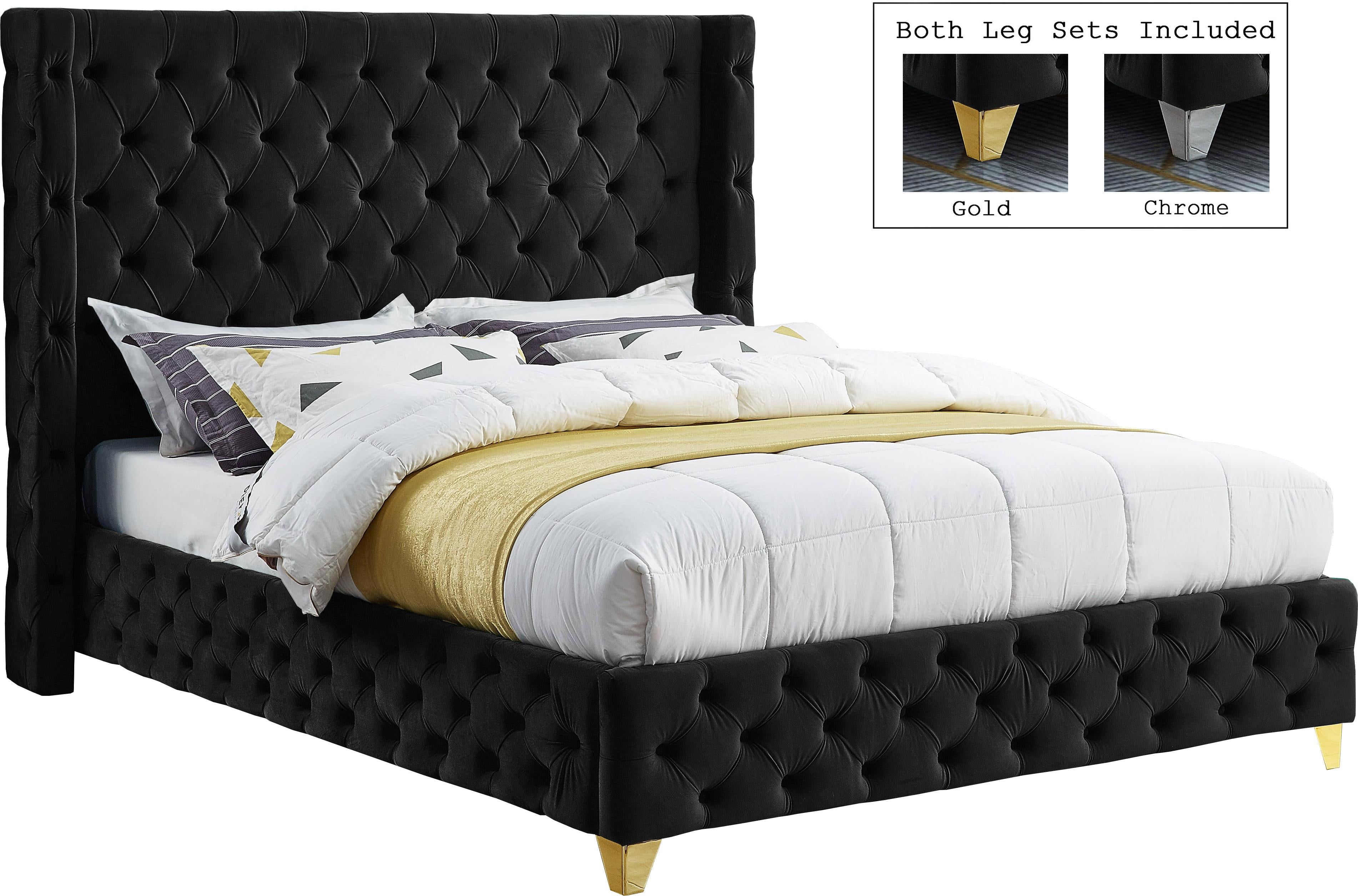 Savan Black Velvet King Bed image